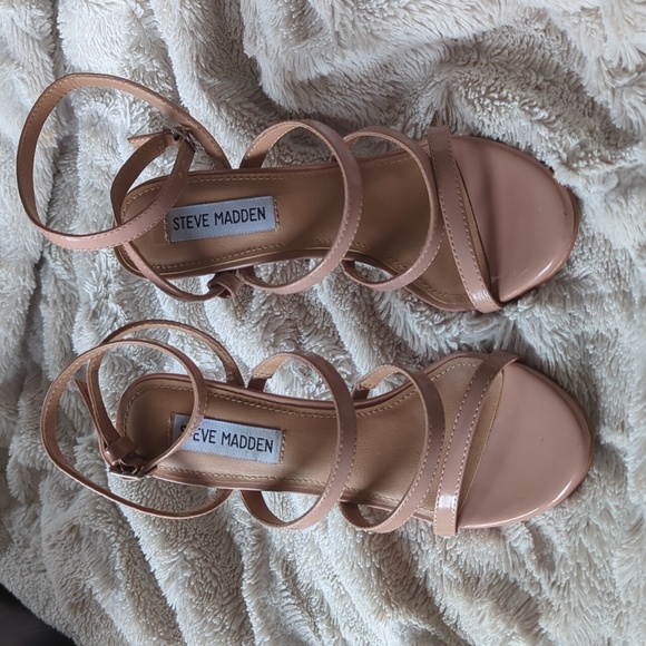 Steve Madden blush pink ankle strap Heels - Picture 4 of 8